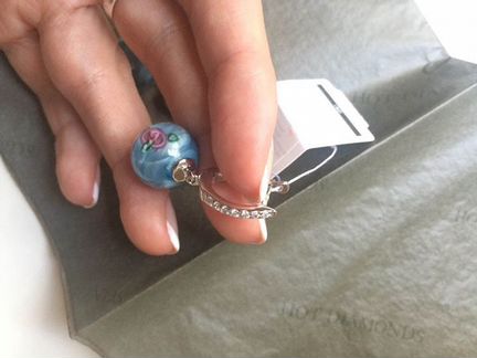 Серьги серебряные с фианитами и тигровым глазом Ho