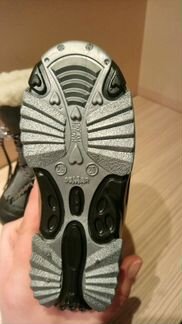 Ботинки зимние новые Demar 26-27