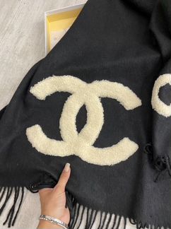 Палантин Chanel черный