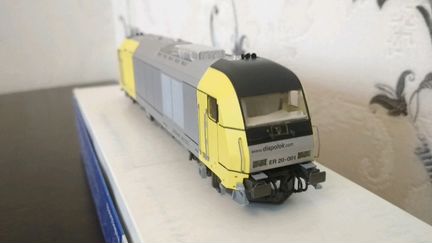 Модель тепловоза ER20 (roco) для Marklin 1:87