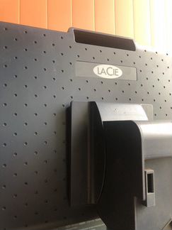 Монитор Lacie321