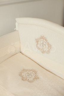 Бортик в кроватку