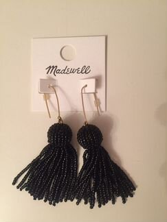 Серьги черные