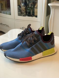 Продам кроссовки Adidas Nmd R1 Villa