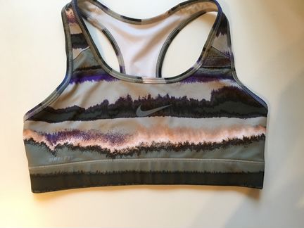 Спортивный бра Nike