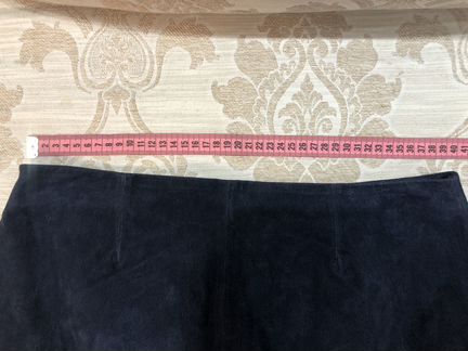 Юбка синяя замшевая с лаковыми карманами миди 46 р