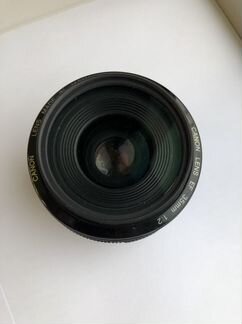 Объектив Canon EF 35 mm f/2.0