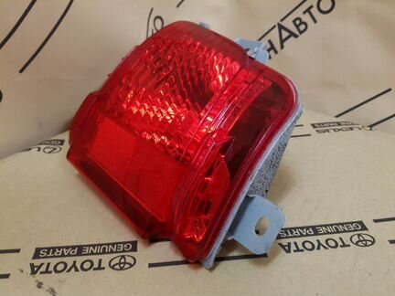 Фонарь противотуманный правый Toyota Land Cruiser