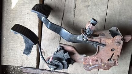 Педаль газа Nissan X-Trail T31