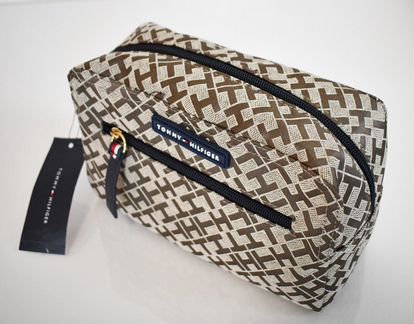 Новая косметичка tommy hilfiger. оригинал