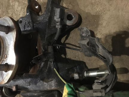 Датчик ABS задний правый Lexus RX 350 2016)