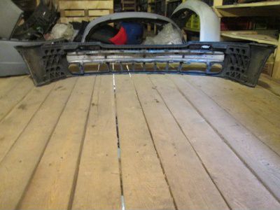 Бампер передний audi A4 (1999-2001) под омыватели