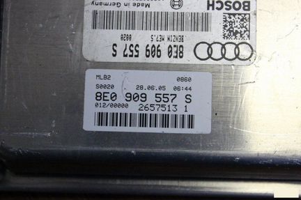 Блок управления двигателем Audi A4