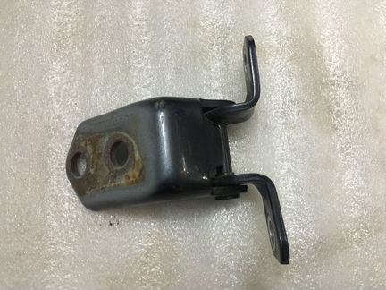 Петли двери передние правые Мазда 6 GJ Mazda 6 gj