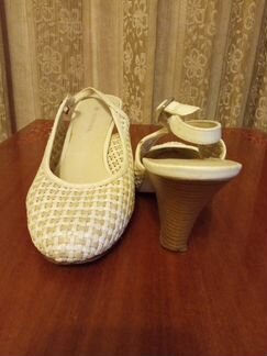 Босоножки женские 38 размер