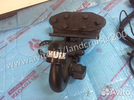 Фаркоп Thule Land Cruiser 200