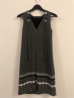 Платье H&M 40-42 р