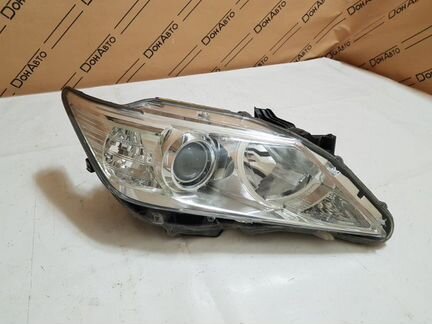 Фара правая Toyota Camry V50