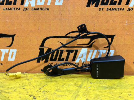 Ремень безопасности Mercedes C-Classe W205