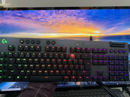 Игровая клавиатура Logitech G815