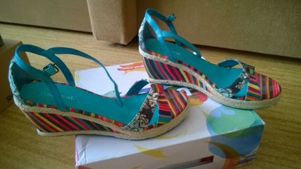 Босоножки Desigual 40 р-р