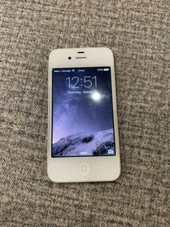 Телефон iPhone 4 s на 16 гигов