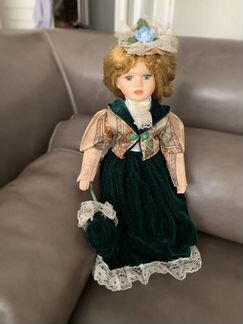 Фарфоровая Кукла