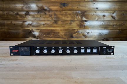 Warm Audio BUS-comp - В наличии