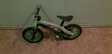 Беговел в стиле трюкового Chillafish BMXie-RS - Зе