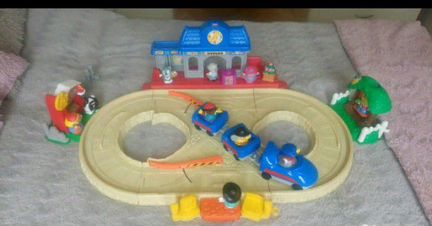 Железная дорога fisher price little people