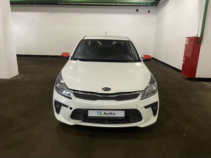 KIA Rio 1.6 AT, 2018, битый, 88 339 км