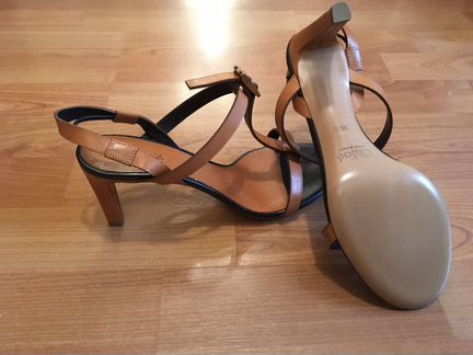 Новые Босоножки туфли chloe р.36.5