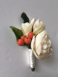 Бутоньерка свадебная