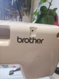 Швейная машинка brother