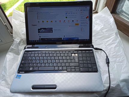 Ноутбук Тошиба L750-129, Core i3, ssd