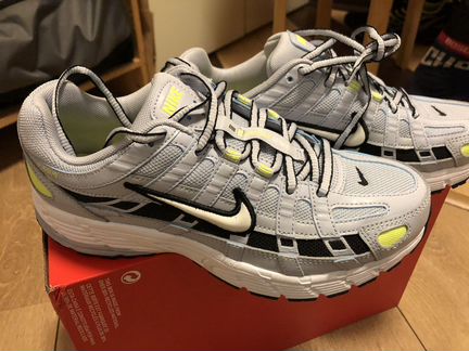 Кроссовки Nike новые