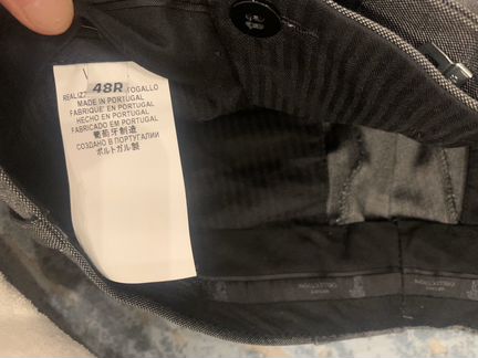 Серый костюм Versace