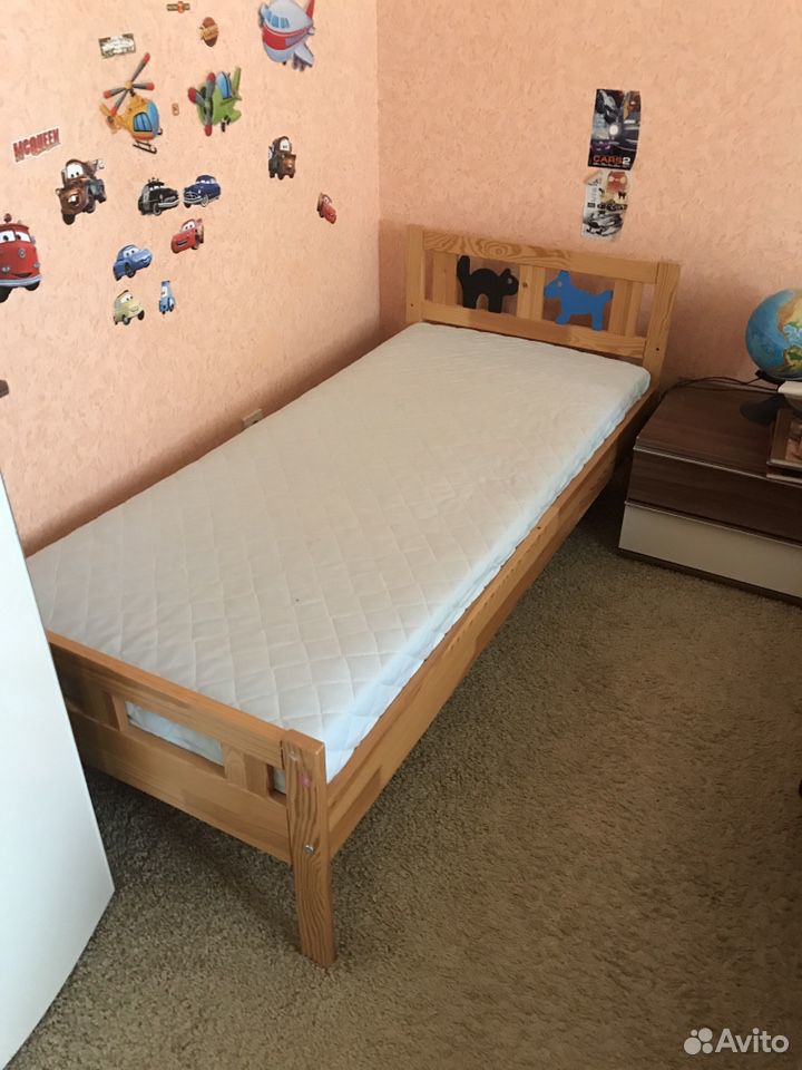  Barnens IKEA säng med madrass  89059899920 köp 3