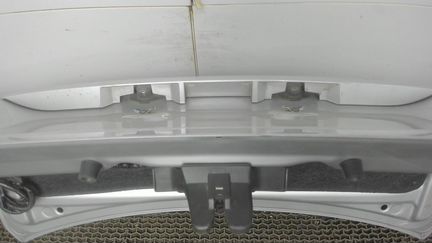 Пятая дверь Toyota Corolla E15, 2008