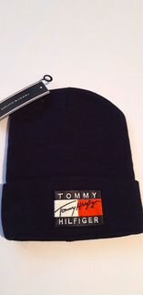 Мужская шапка темно- синяя