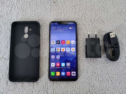 Телефон Huawei Mate 20 Lite