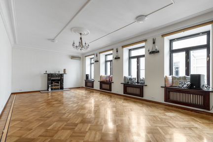 Свободного назначения, 235 м²