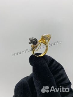 Эксклюзивное Кольцо Magerit из золота