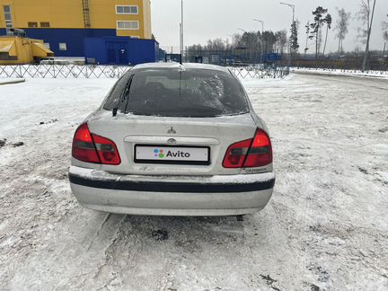 Mitsubishi Carisma 1.6 AT, 2003, 306 127 км