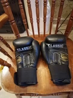 Боксерские перчатки