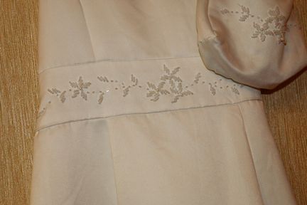 Платье праздничное с сумочкой на девочку