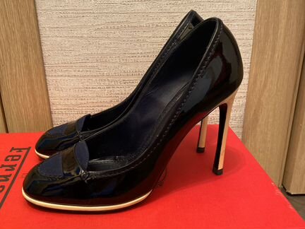 Туфли б/у. Yves Saint Laurent