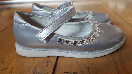 Серебряные туфли 28