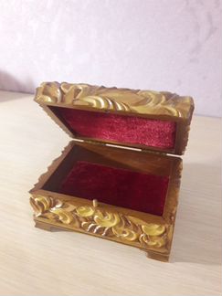 Шкатулка резная 