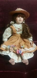 Кукла фарфоровая коллекционная
